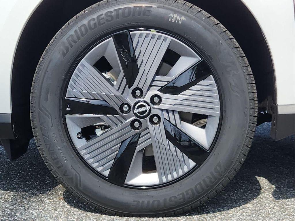 new 2025 Nissan Murano car, priced at $45,843