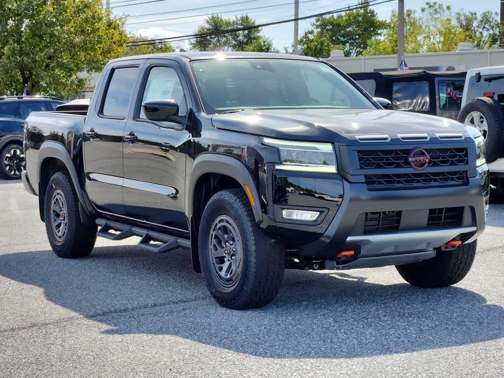 new 2025 Nissan Frontier car