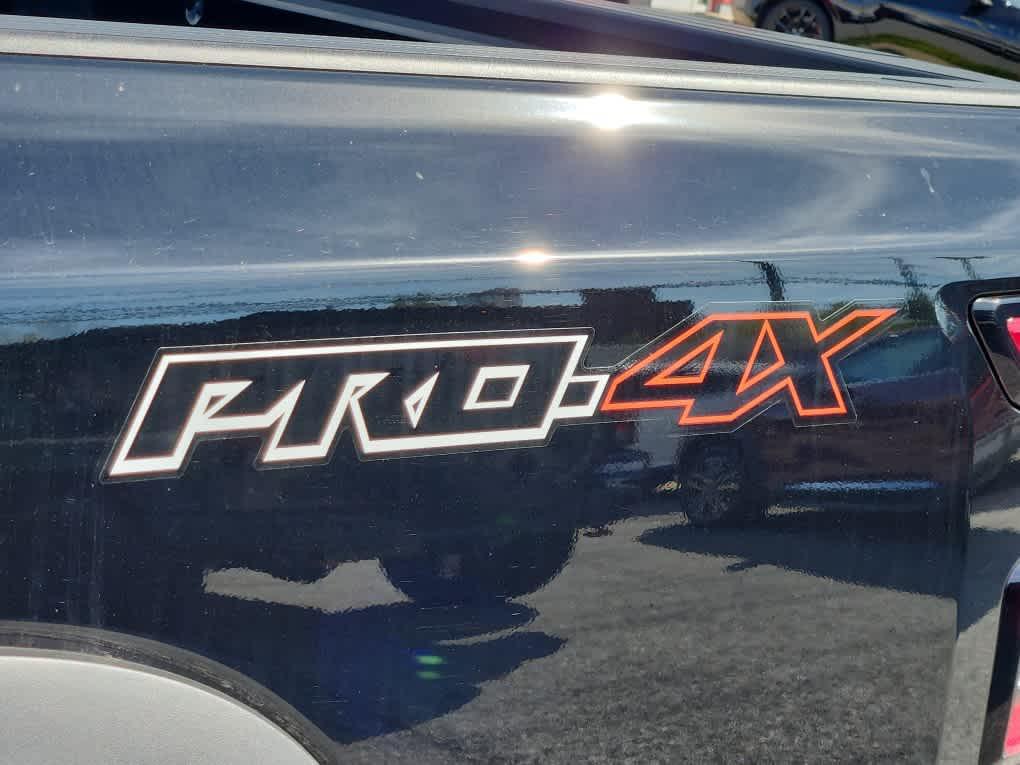 new 2025 Nissan Frontier car