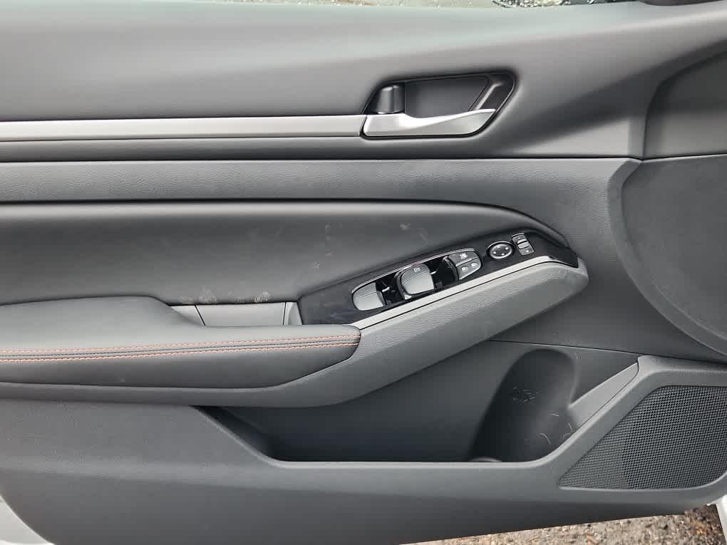 new 2025 Nissan Altima car, priced at $29,798