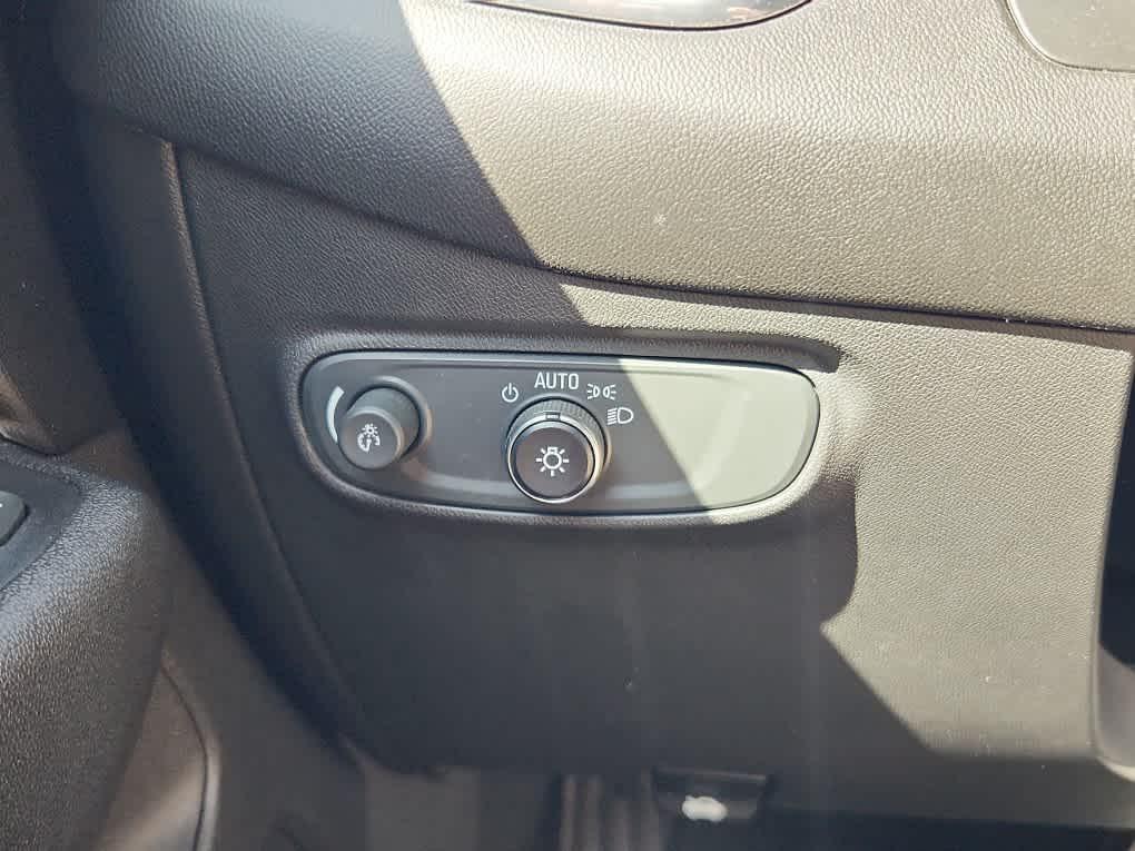 used 2020 Chevrolet Equinox car, priced at $20,477