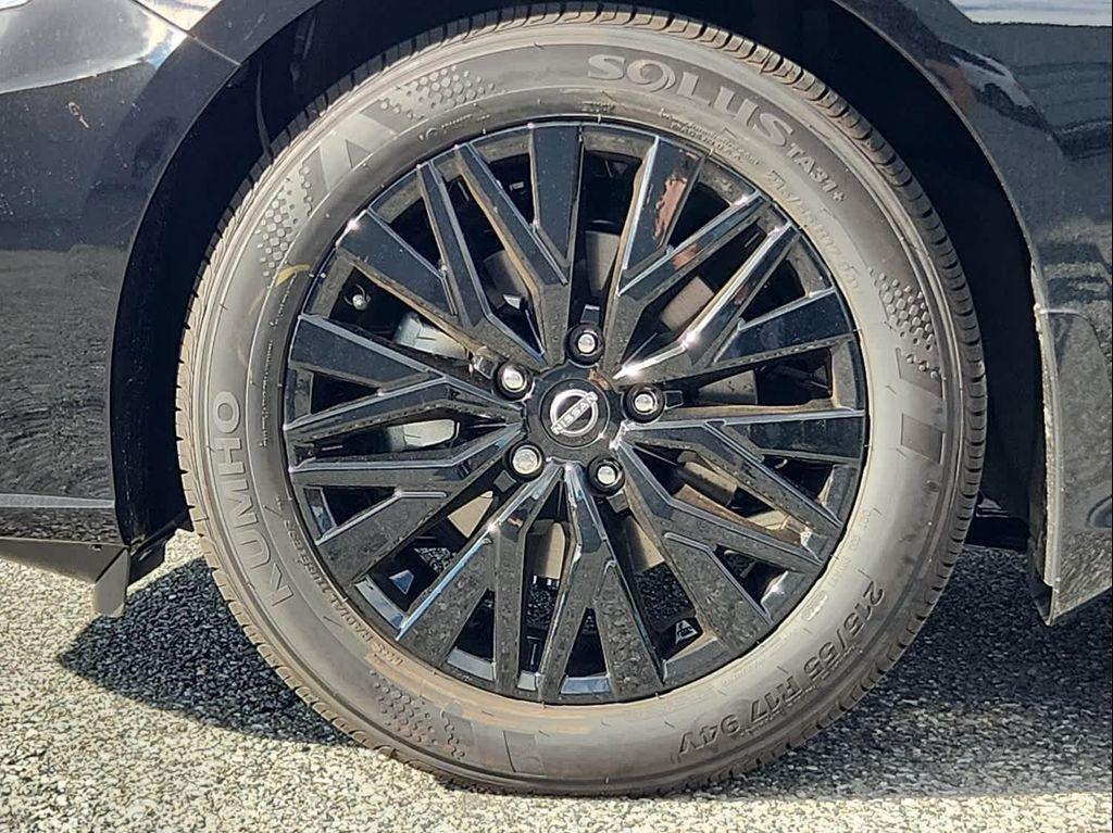 new 2025 Nissan Altima car, priced at $27,978