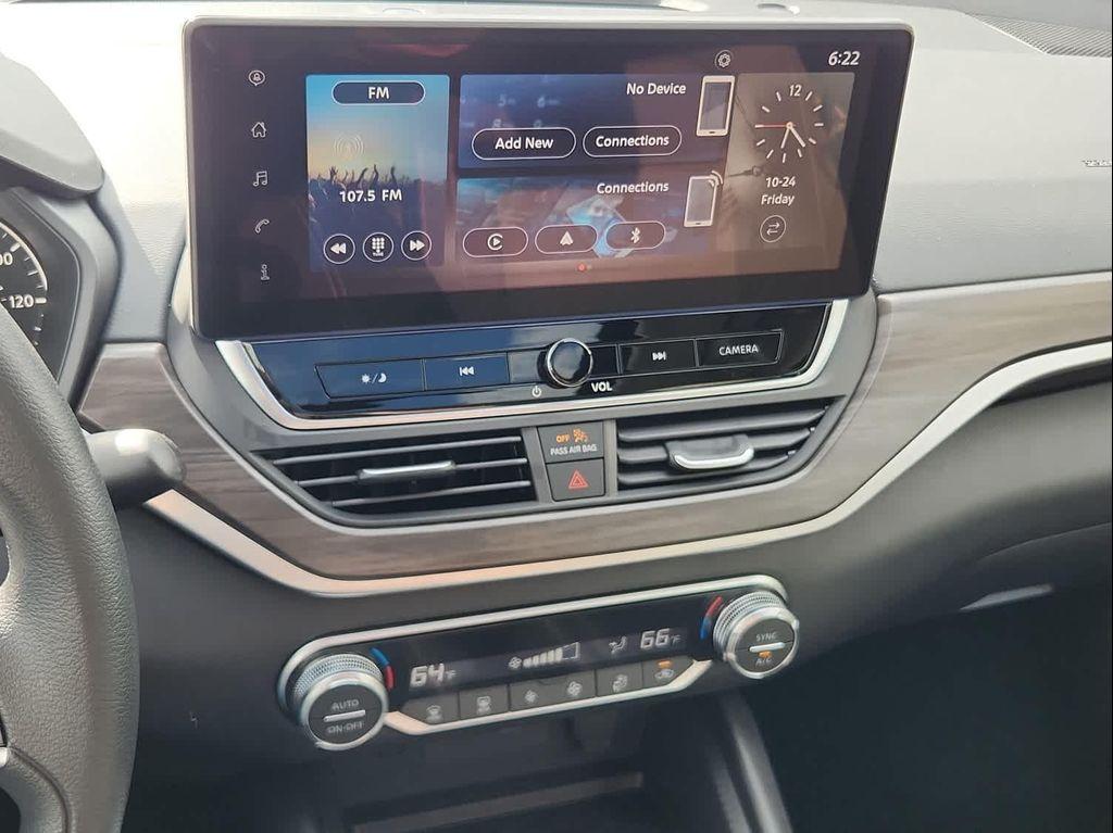 new 2025 Nissan Altima car, priced at $27,978