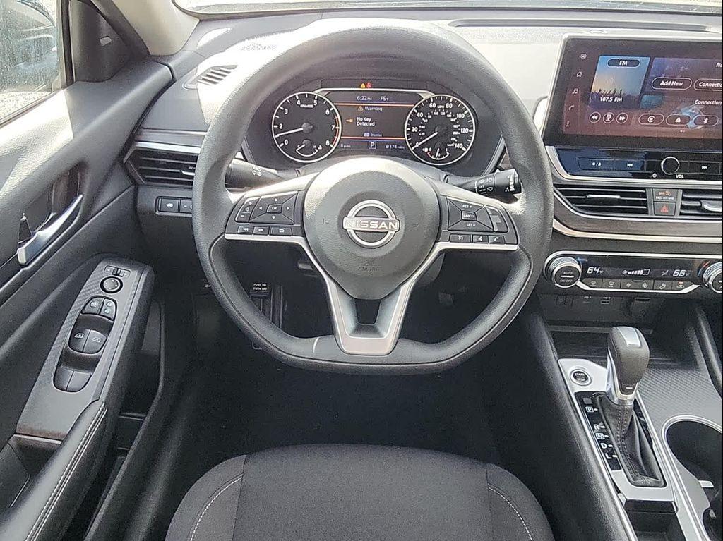new 2025 Nissan Altima car, priced at $27,978