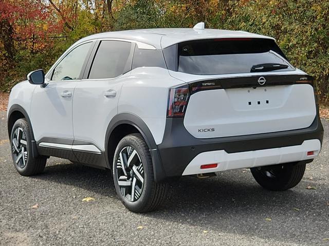 new 2025 Nissan Kicks car, priced at $25,575