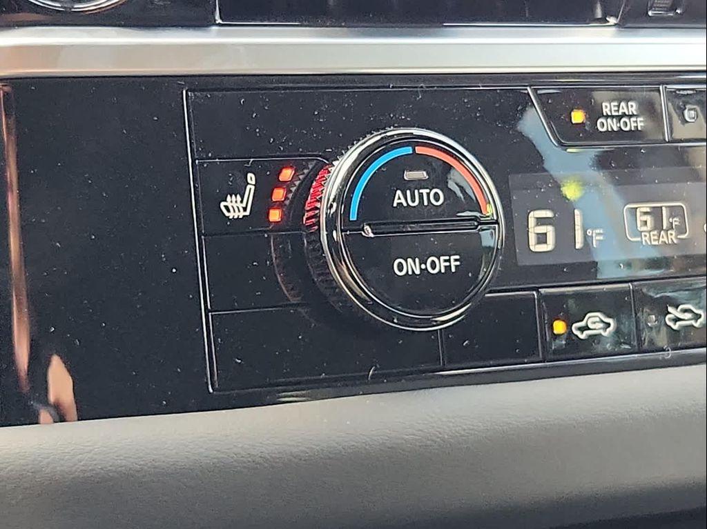 new 2025 Nissan Pathfinder car, priced at $40,778