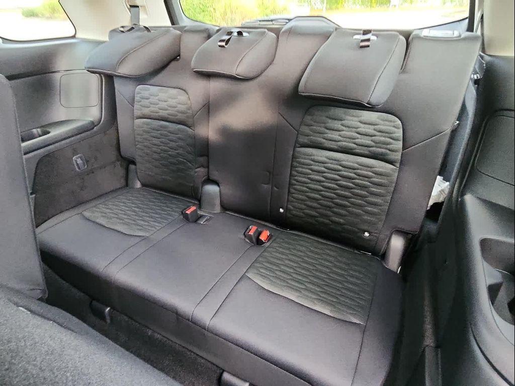 new 2025 Nissan Pathfinder car, priced at $40,778