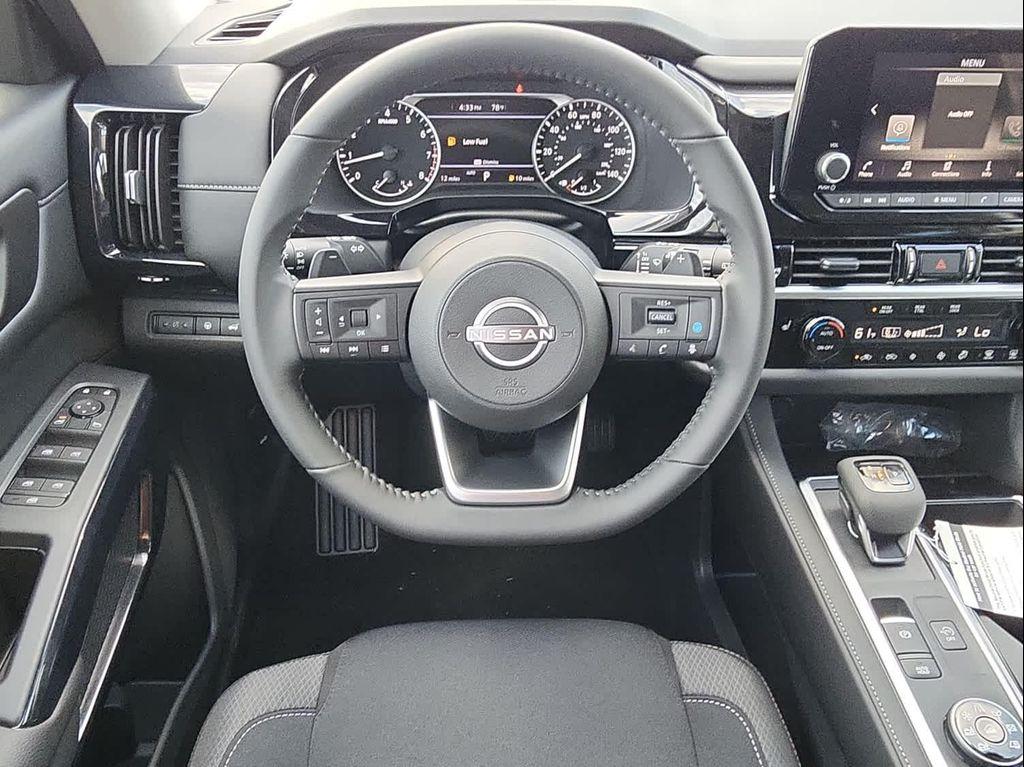 new 2025 Nissan Pathfinder car, priced at $40,778