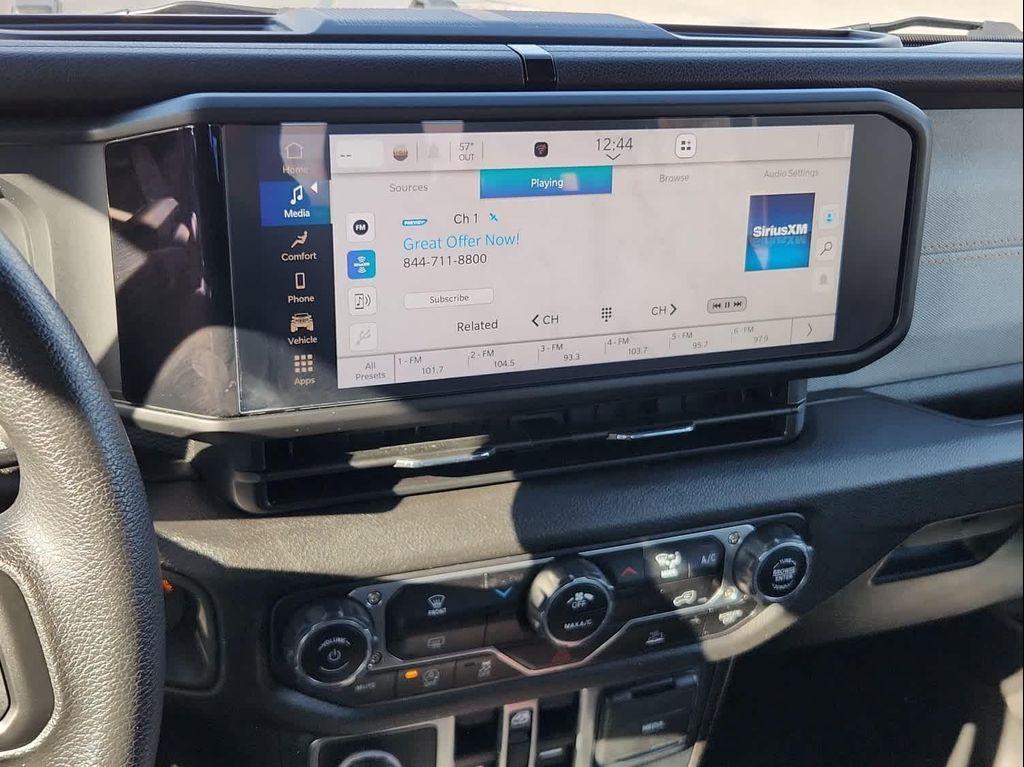 used 2025 Jeep Gladiator car, priced at $34,987