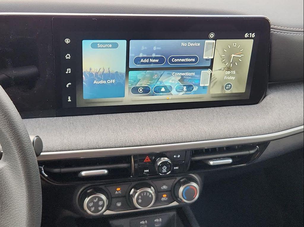 new 2025 Nissan Kicks car, priced at $24,083