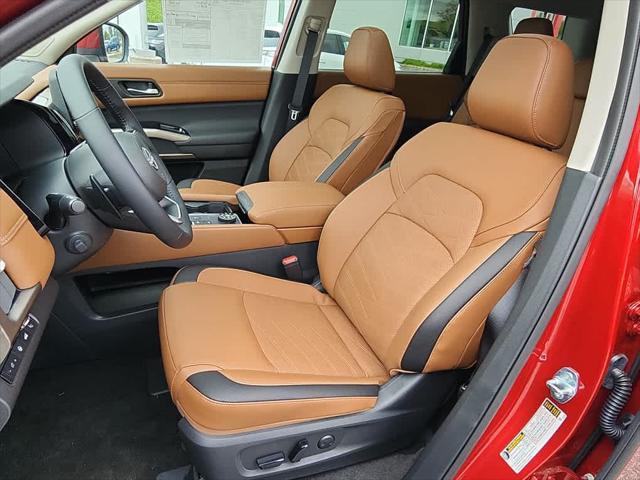 new 2025 Nissan Pathfinder car, priced at $55,080