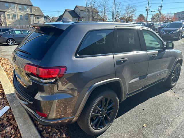 used 2021 Jeep Grand Cherokee car, priced at $24,998