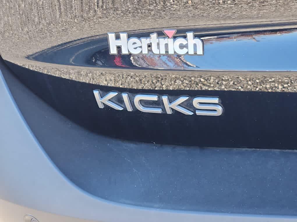new 2025 Nissan Kicks car