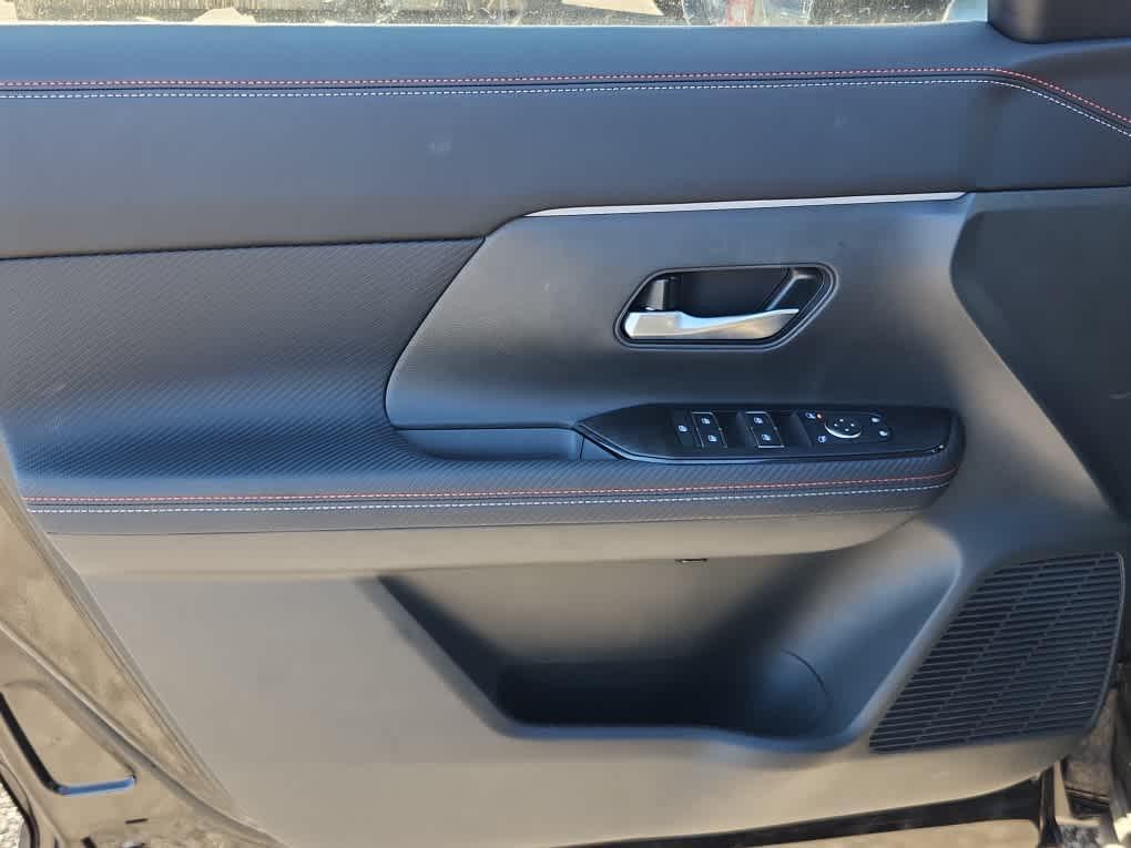 new 2025 Nissan Kicks car