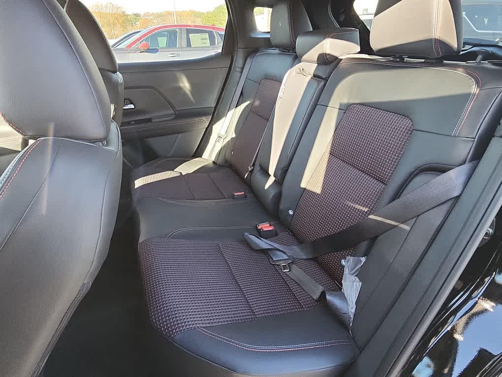 new 2025 Nissan Kicks car