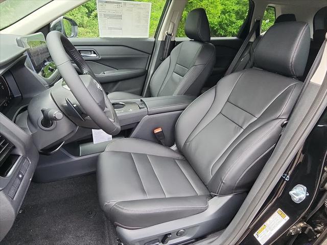 new 2025 Nissan Rogue car, priced at $38,395