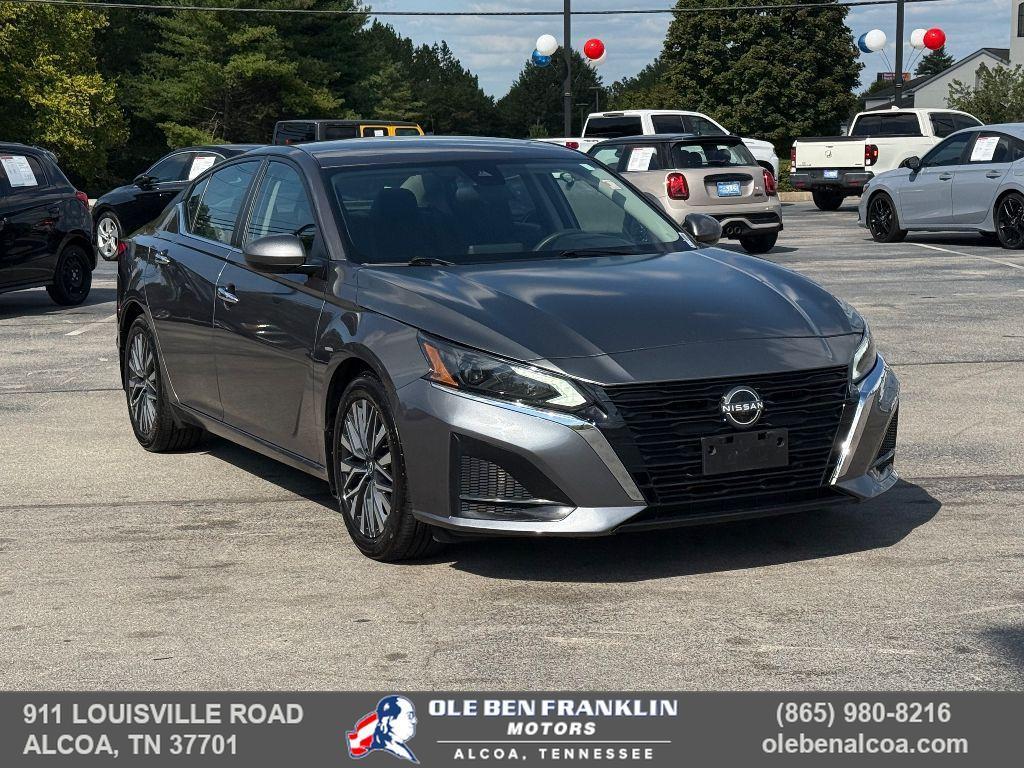 used 2023 Nissan Altima car, priced at $19,999