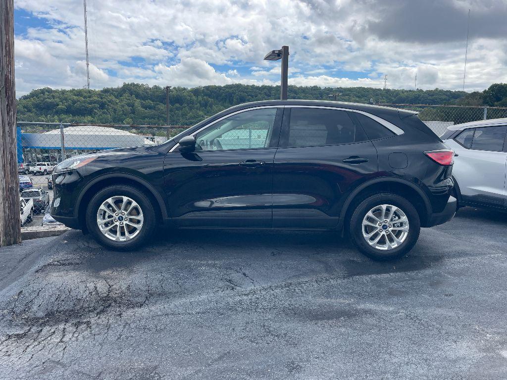 used 2022 Ford Escape car, priced at $18,900
