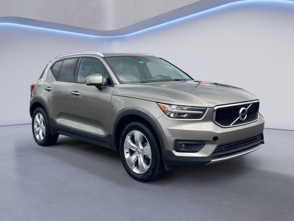 used 2022 Volvo XC40 car, priced at $22,900