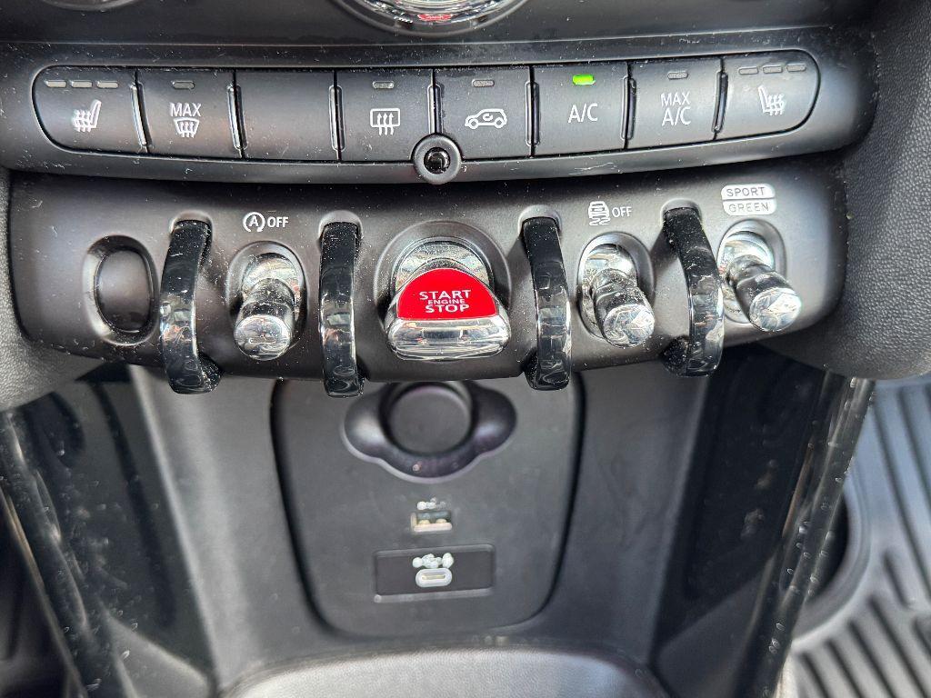 used 2022 MINI Hardtop car, priced at $23,350