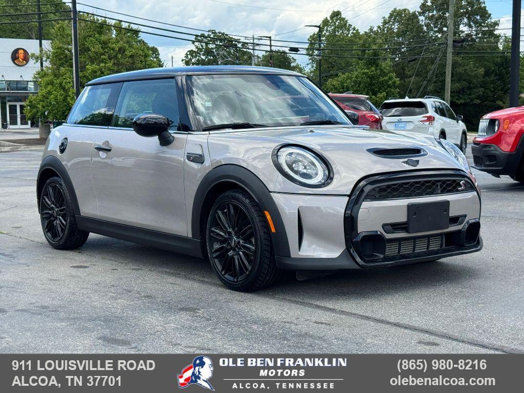 used 2022 MINI Hardtop car, priced at $23,350