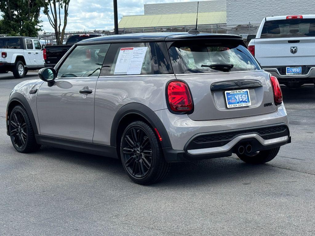 used 2022 MINI Hardtop car, priced at $23,350