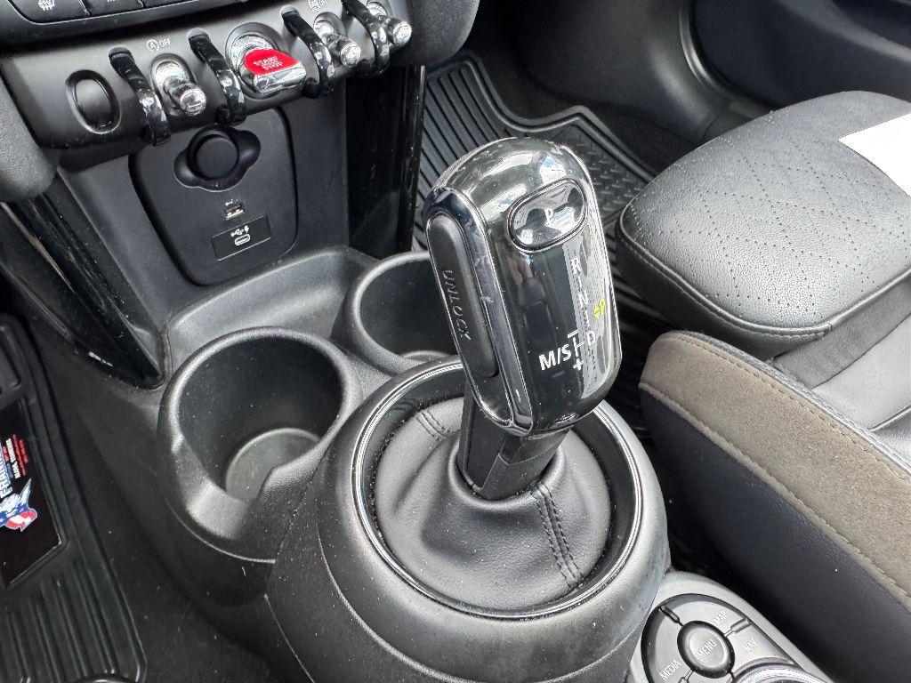 used 2022 MINI Hardtop car, priced at $23,350