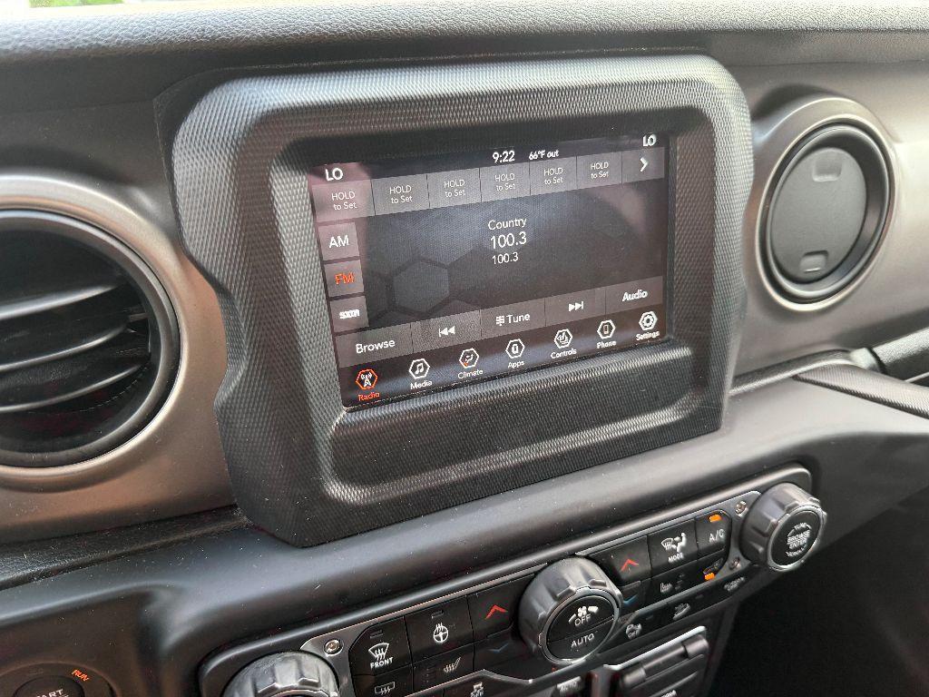 used 2019 Jeep Wrangler Unlimited car, priced at $27,989