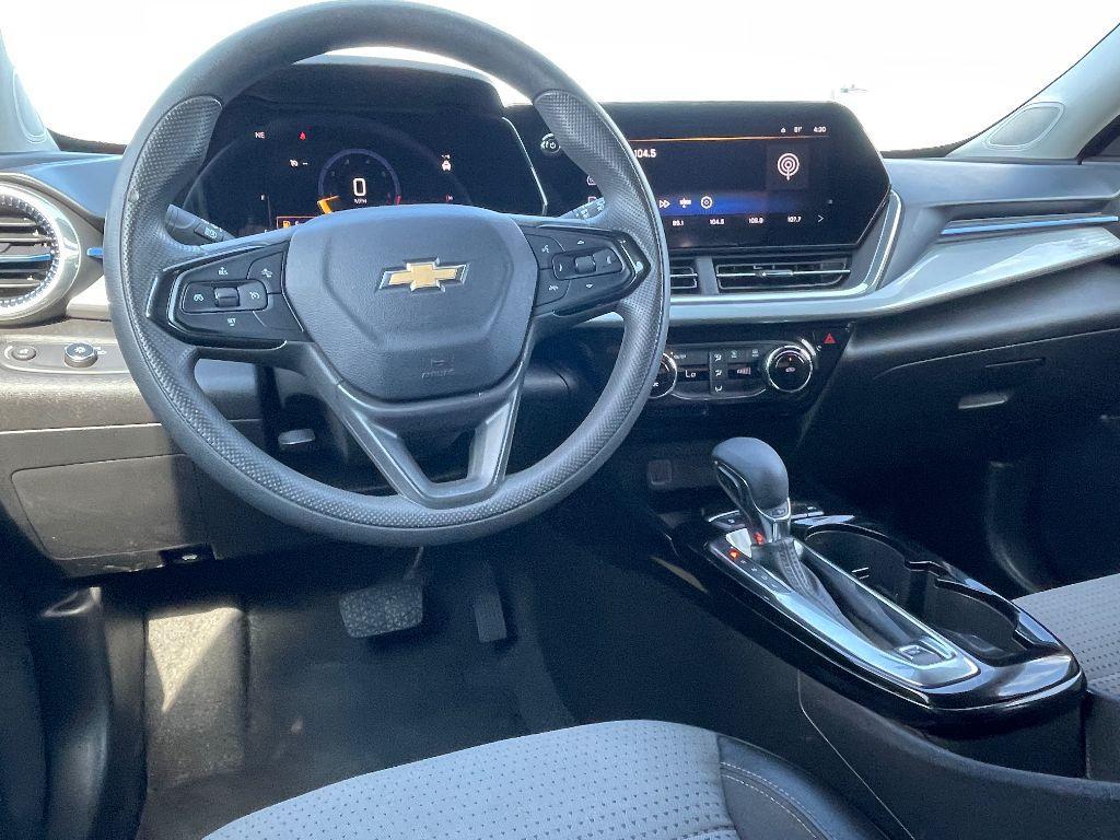 used 2024 Chevrolet Trax car, priced at $21,996