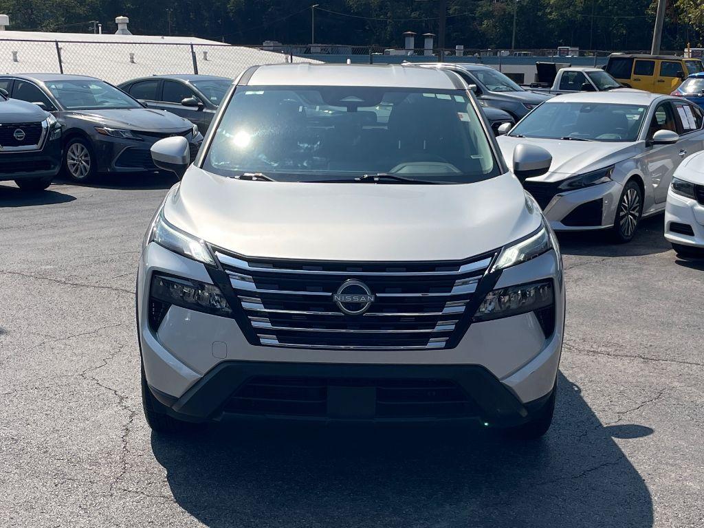 used 2024 Nissan Rogue car, priced at $22,999