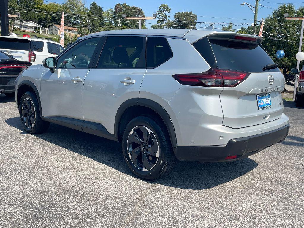 used 2024 Nissan Rogue car, priced at $22,999