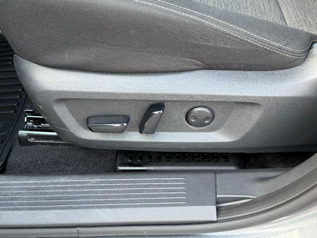 used 2023 Nissan Rogue car, priced at $22,989