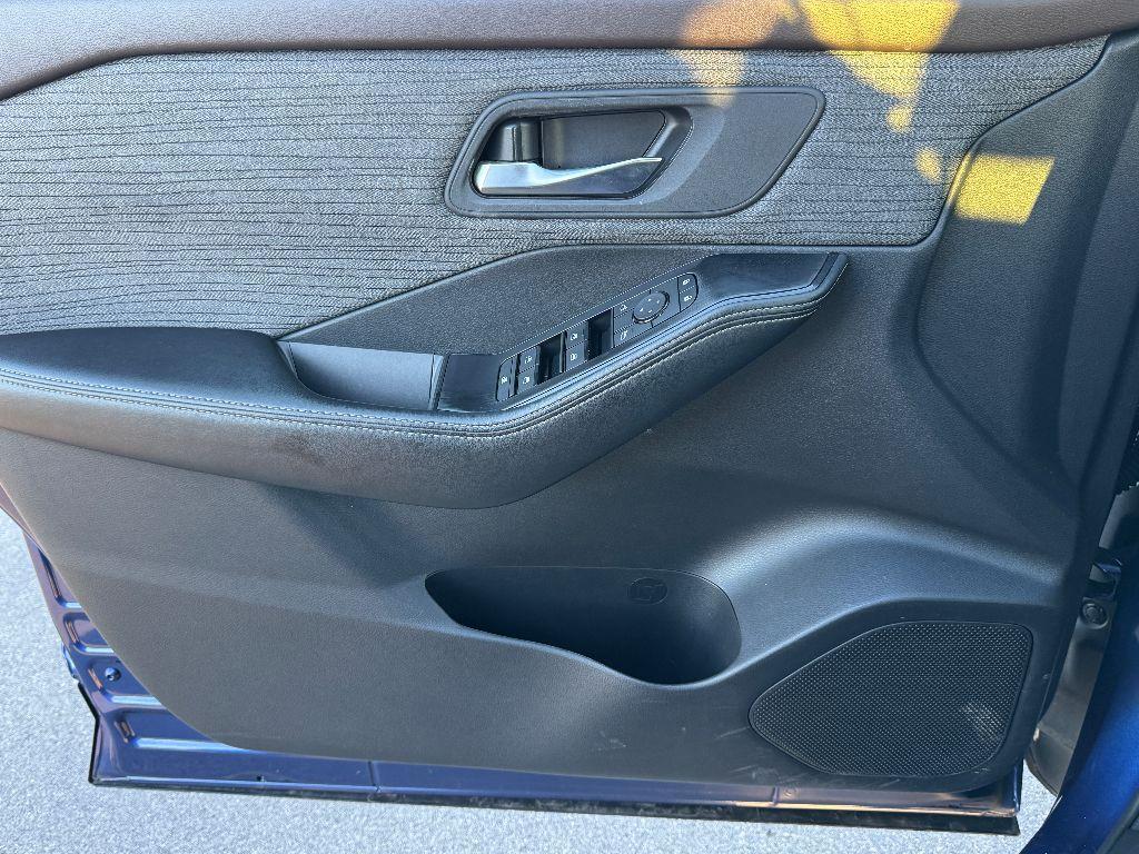 used 2023 Nissan Rogue car