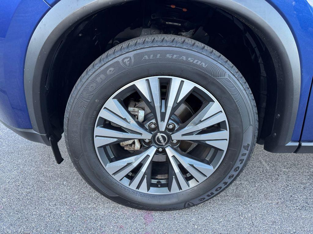 used 2023 Nissan Rogue car