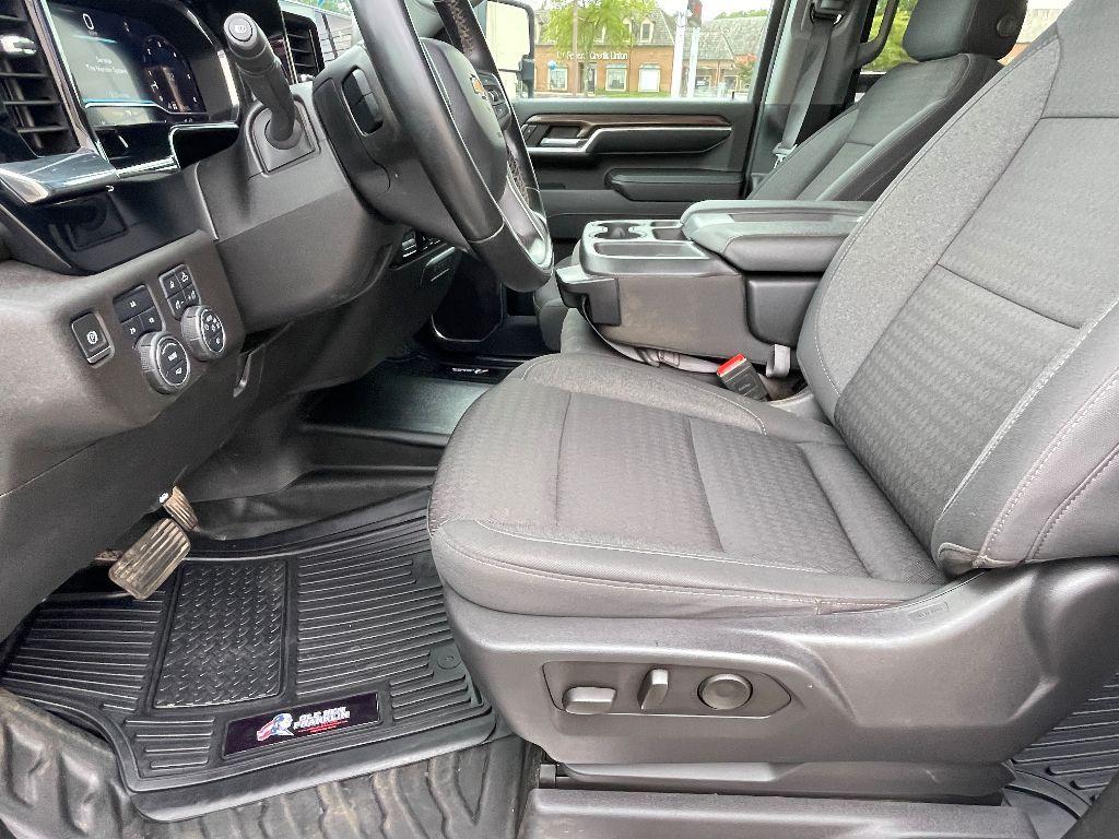 used 2024 Chevrolet Silverado 2500 car, priced at $56,378