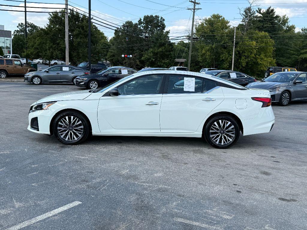 used 2025 Nissan Altima car, priced at $22,610