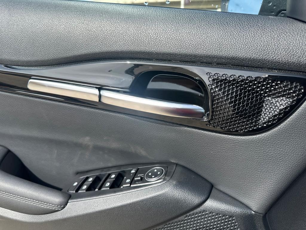 new 2024 Kia Seltos car, priced at $27,320