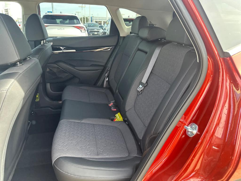 new 2024 Kia Seltos car, priced at $27,320