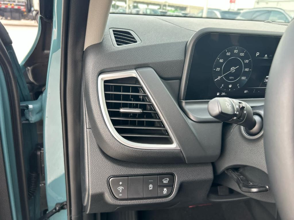 new 2025 Kia Seltos car, priced at $27,785