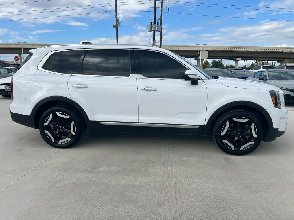 used 2024 Kia Telluride car, priced at $38,995