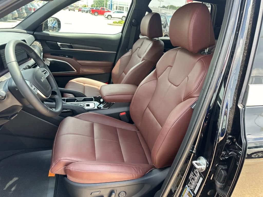 new 2024 Kia Telluride car, priced at $47,988
