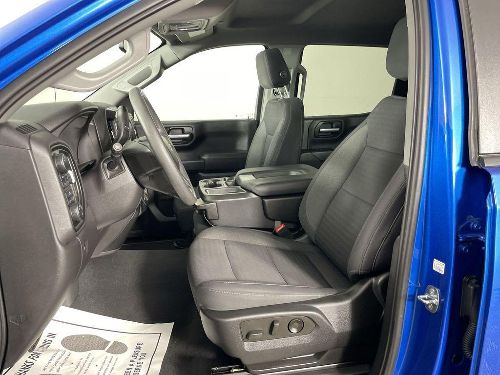 used 2022 Chevrolet Silverado 1500 car, priced at $37,587
