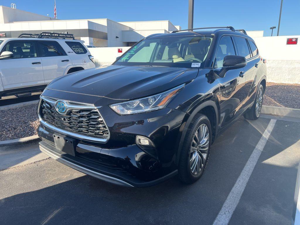 used 2020 Toyota Highlander Hybrid car, priced at $39,200