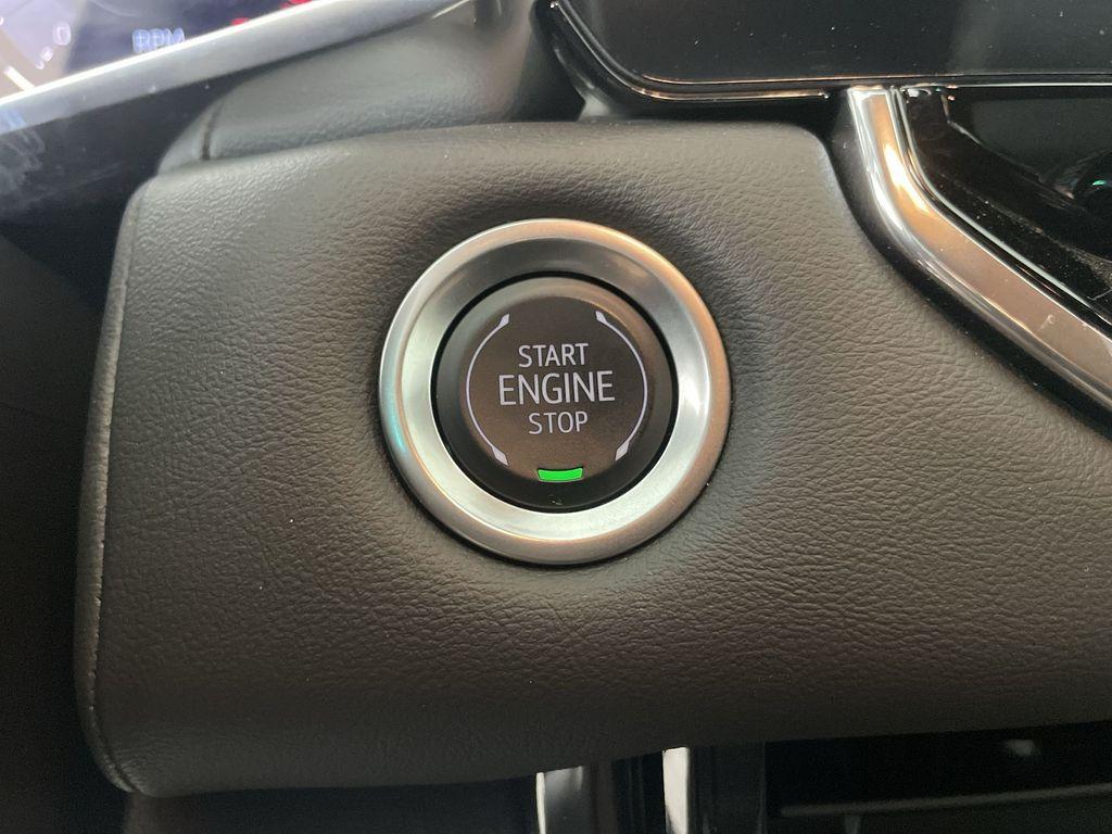 used 2024 GMC Canyon car, priced at $40,604