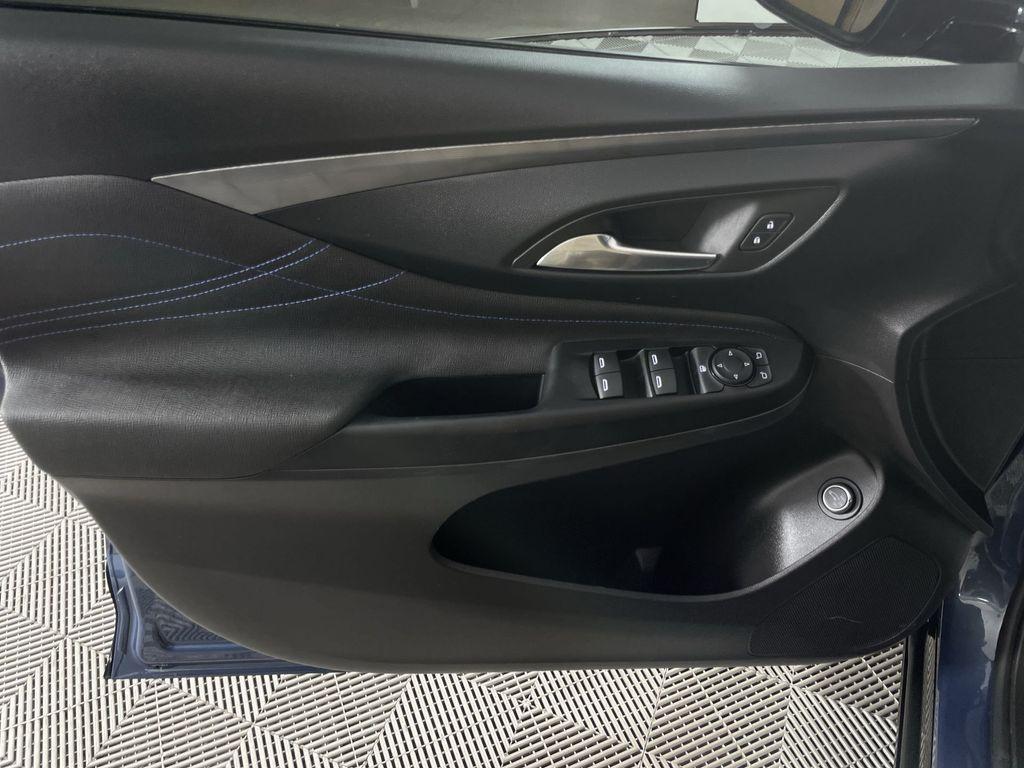 used 2025 Buick Envista car, priced at $26,156