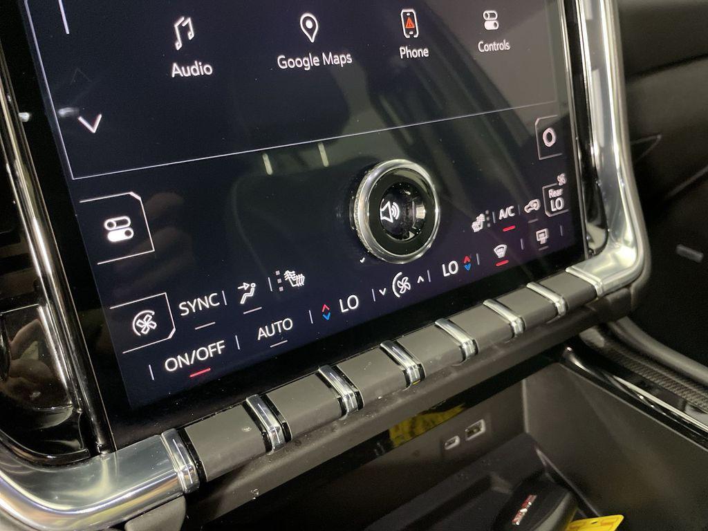 used 2025 GMC Yukon car