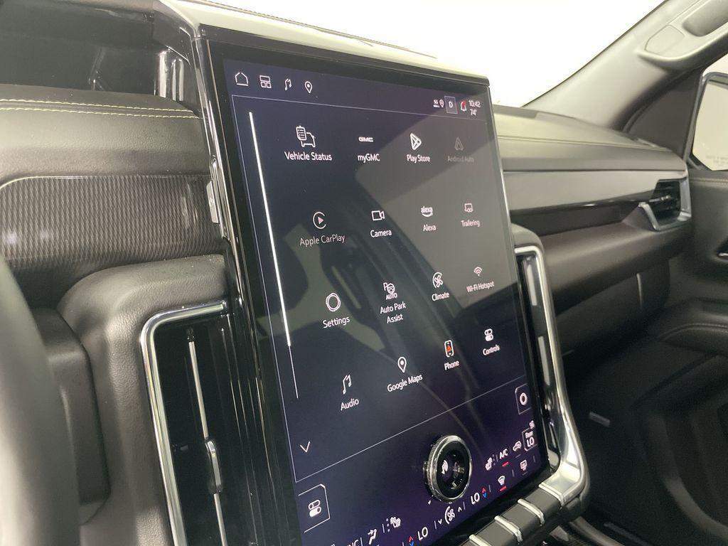 used 2025 GMC Yukon car