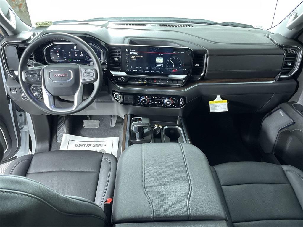 used 2024 GMC Sierra 1500 car, priced at $48,900