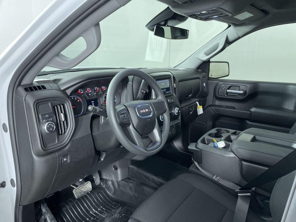 new 2025 GMC Sierra 1500 car, priced at $41,630