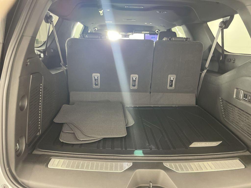 used 2023 Chevrolet Suburban car, priced at $67,900